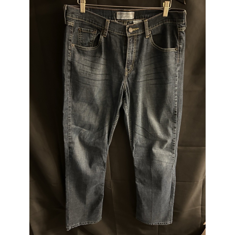 Levi's Women's Classic Boot Cut  Size 14 Misses Jeans #1588*1.8